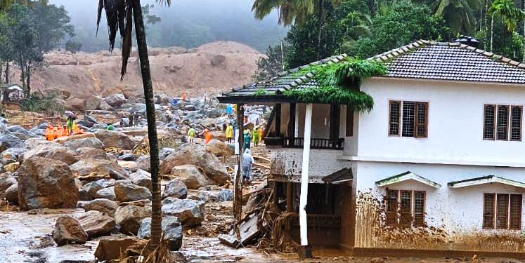 വയനാട് ഉരുൾപൊട്ടൽ: ഒറ്റനില 1000 ചതുരശ്ര അടി വീടുകൾ ഉൾപ്പെടുത്തി പുനരധിവാസ പാക്കേജ്